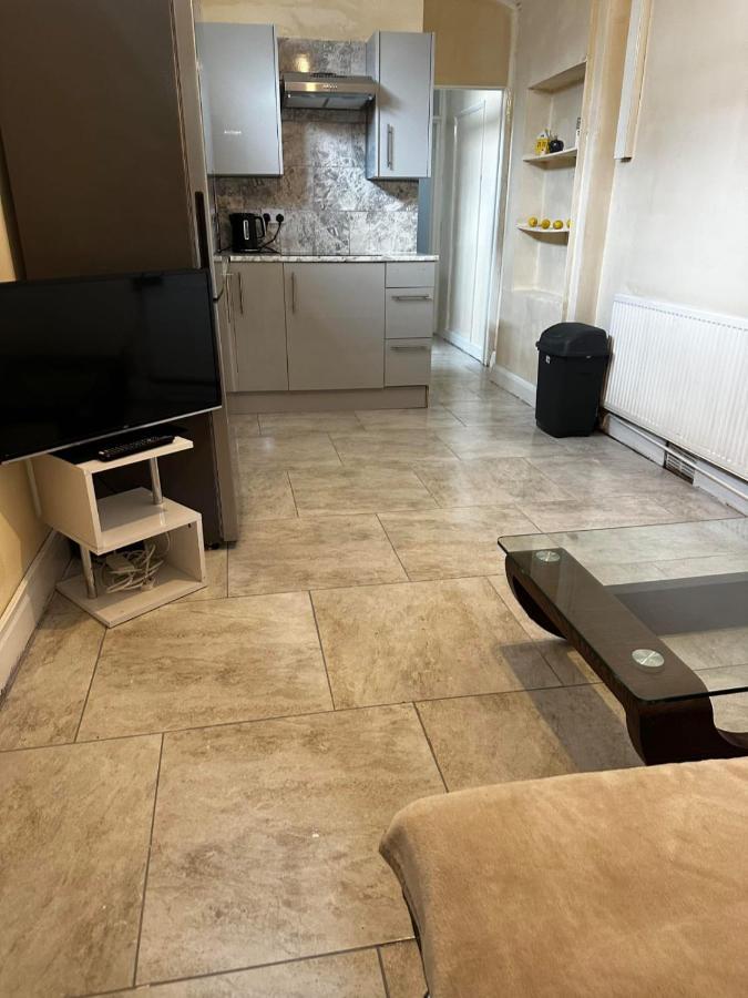 Bloomsbury Apartments - Edgware London Dış mekan fotoğraf